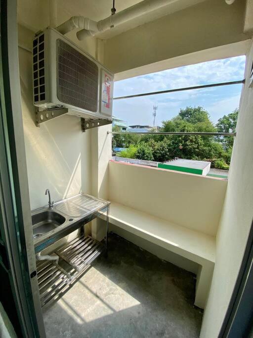 Ratanawong Place 807 Bangkok Luaran gambar